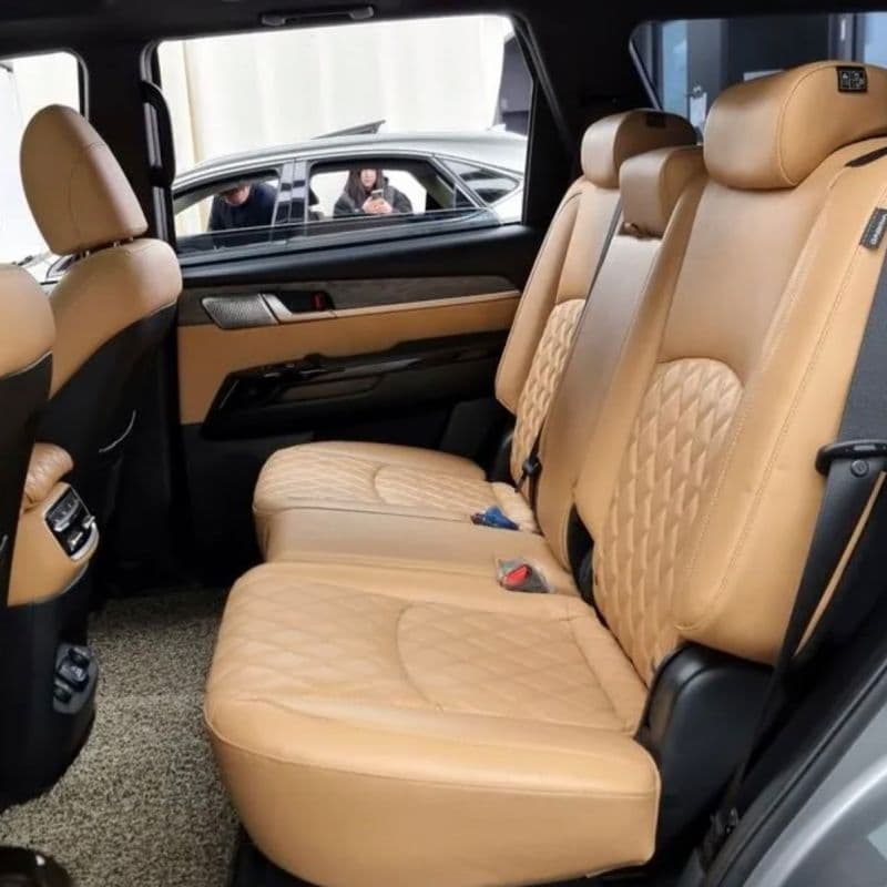 7person_2nd_row_seat
